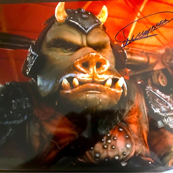 Dickey Beer signed Star Wars Gamorrean Guard 11X14 Photo PA (COA) - Picture 1 of 3